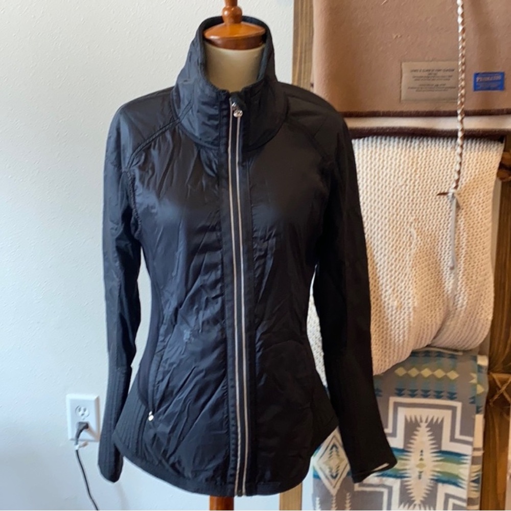 Lululemon Bundle Up Reflective Jacket